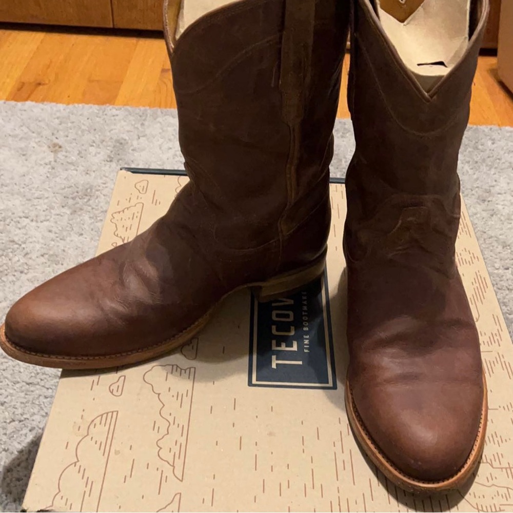 Tecovas The Cartwright  cowboy boots.